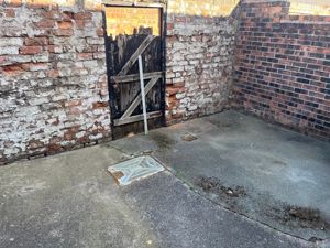 Photo 1- click for photo gallery